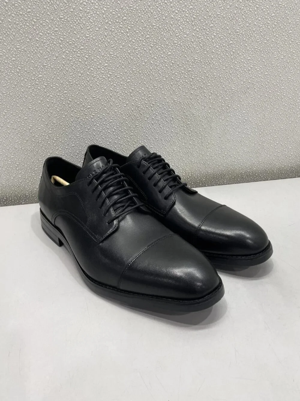 Cole Haan Harmon Grand Cap Toe Oxford Men's US 10.5M, Black